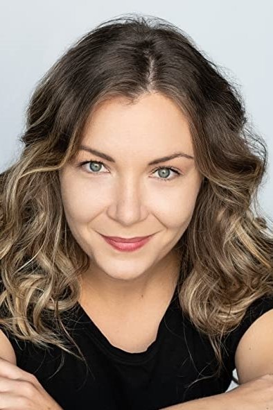 et billede af Dana Marineci