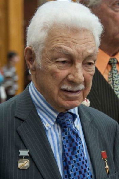 et billede af Stepan Mikoyan