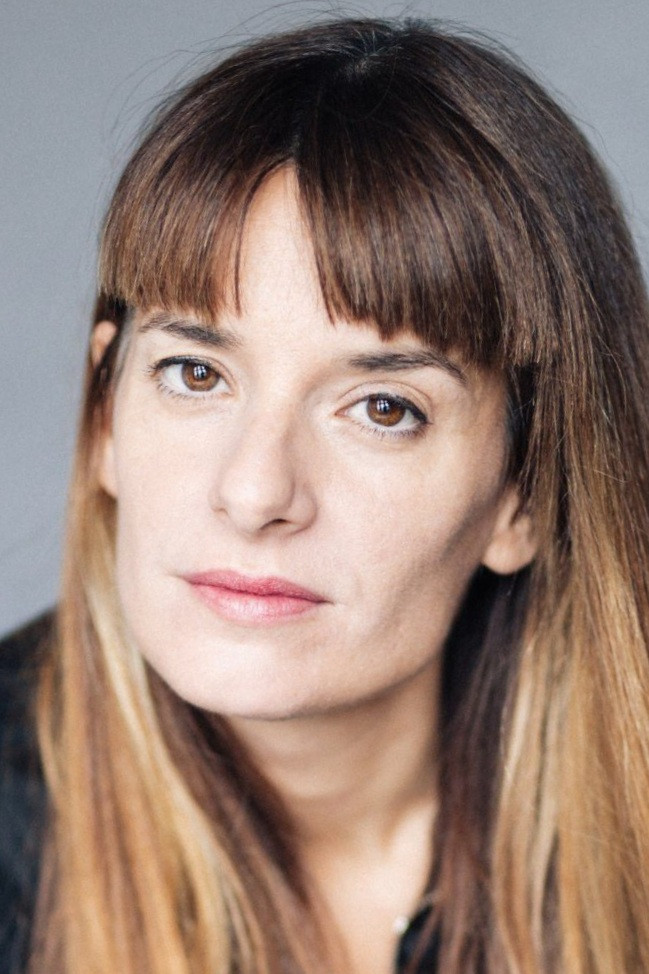 et billede af Lola Arias