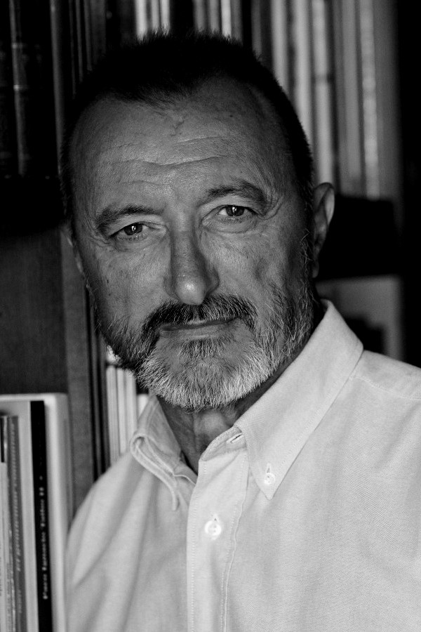 et billede af Arturo Pérez-Reverte