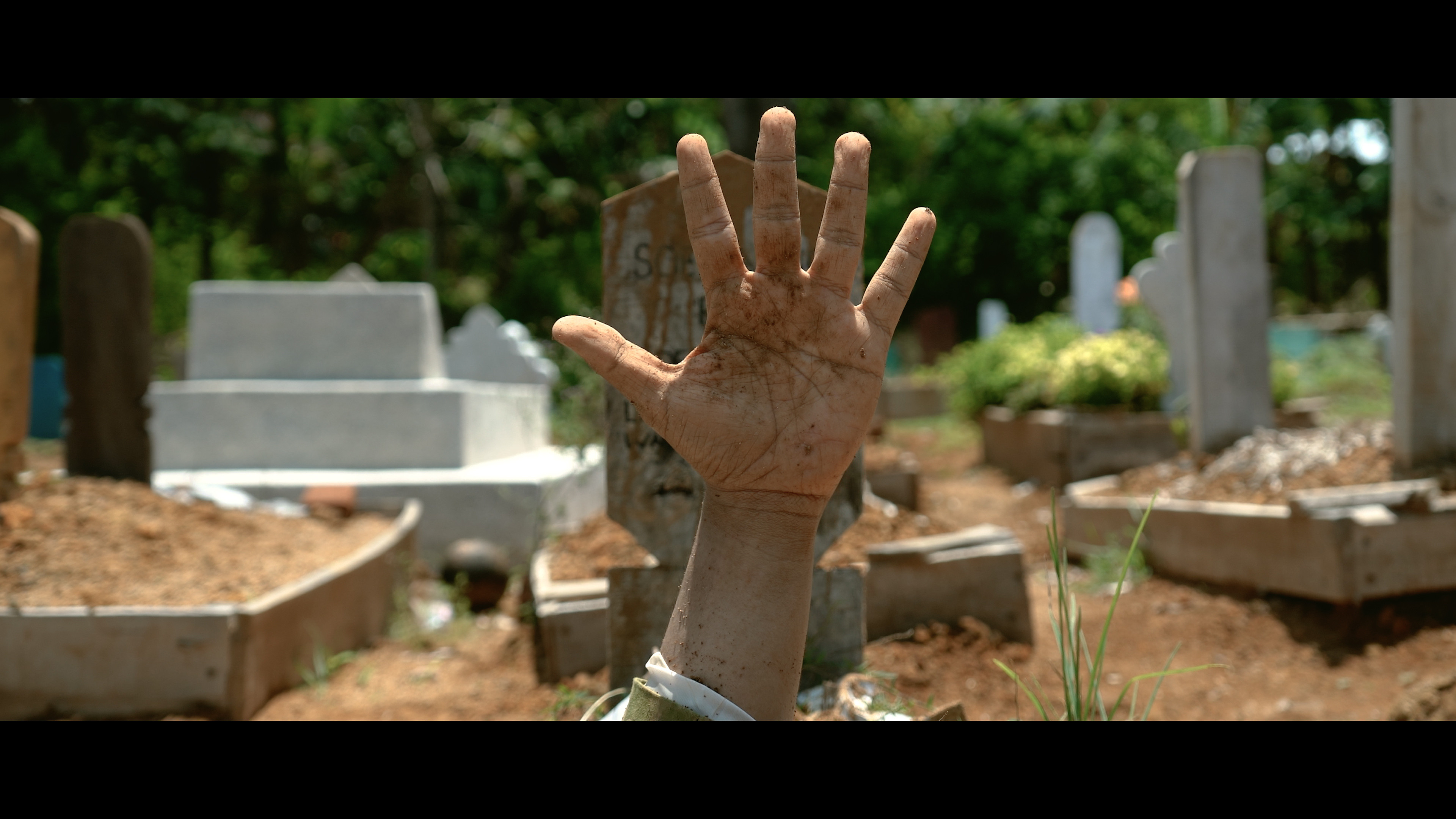 Imagem do Filme Bangkit dari Kubur