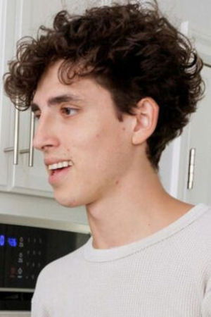 et billede af Dylan Ledger