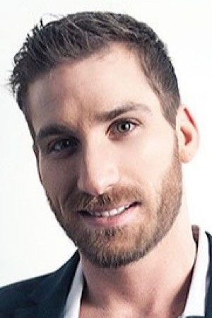 et billede af Corbin Riley