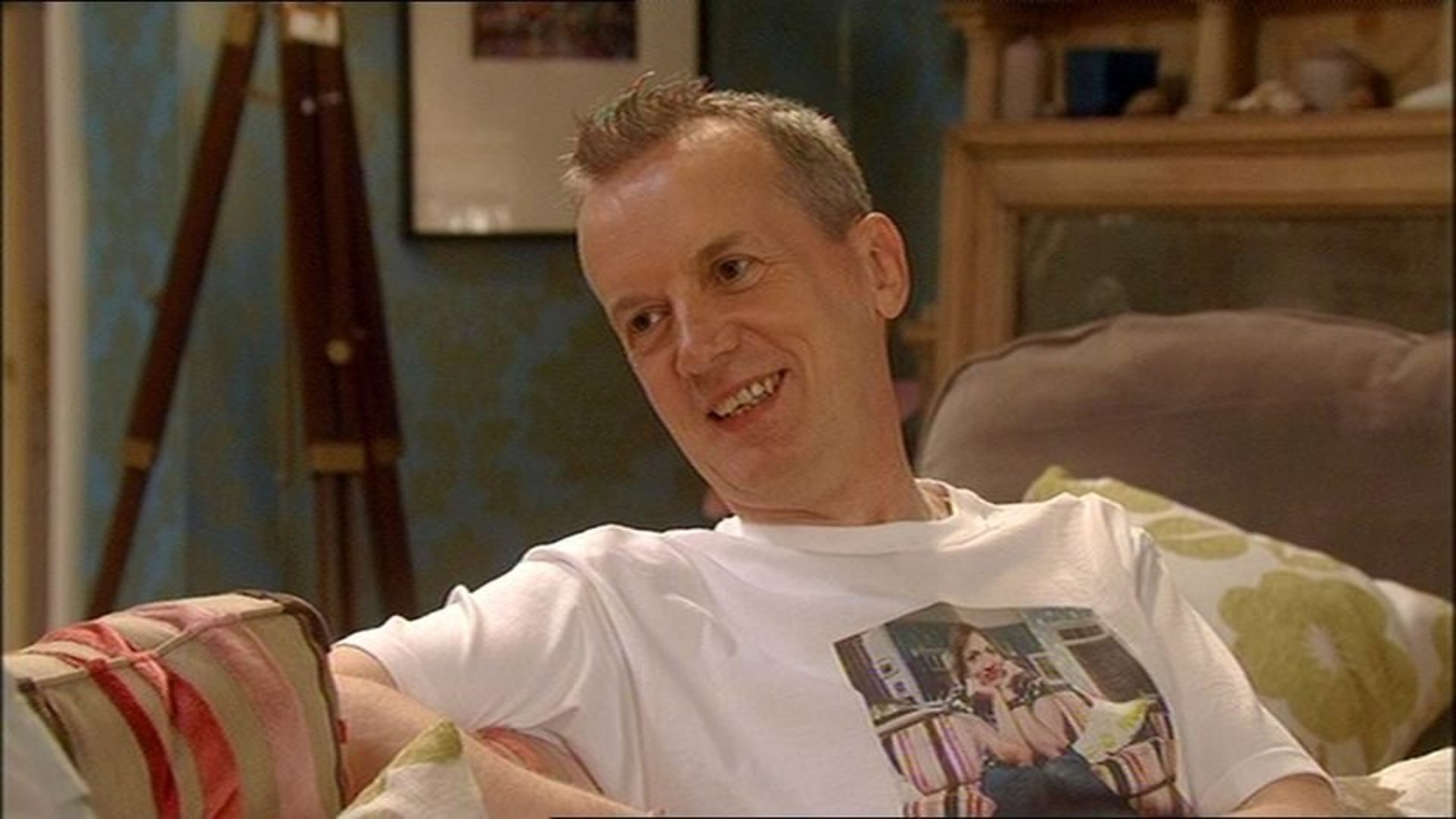 Thumbnail for Miranda Meets... Frank Skinner Season 0 Episode 6