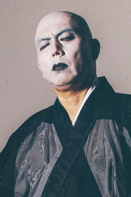 Ken-ichi Suzuki as Bass, Vocals