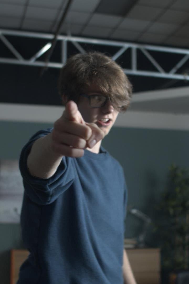 et billede af Adam Hobbs