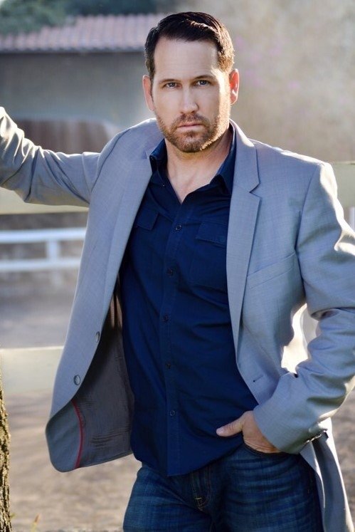 et billede af Darren Melton