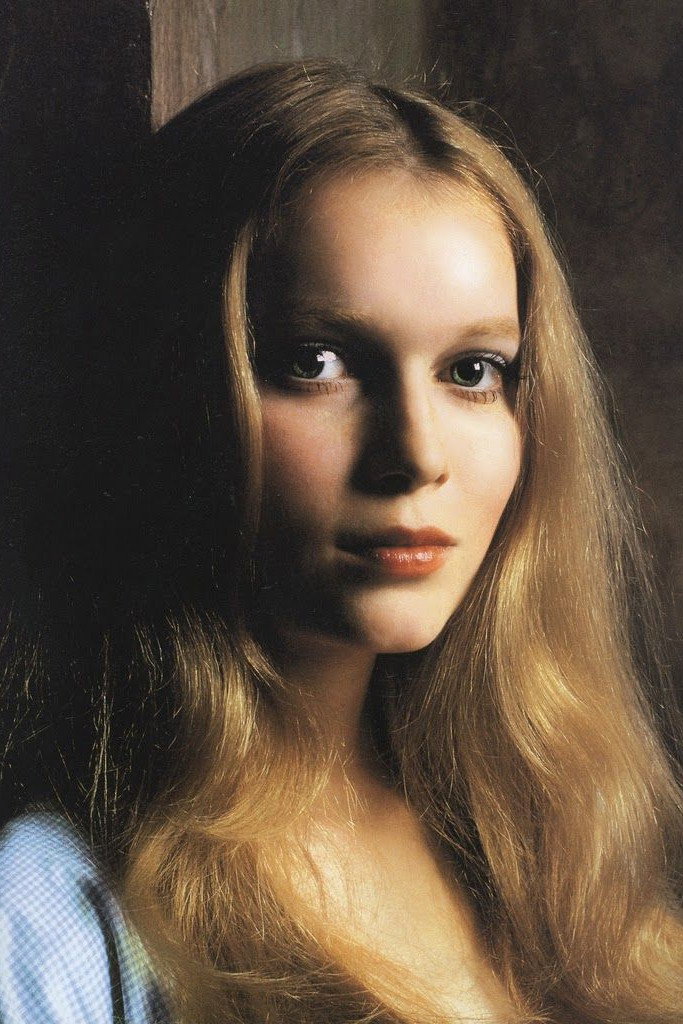 Mia Farrow fotoğraf 6