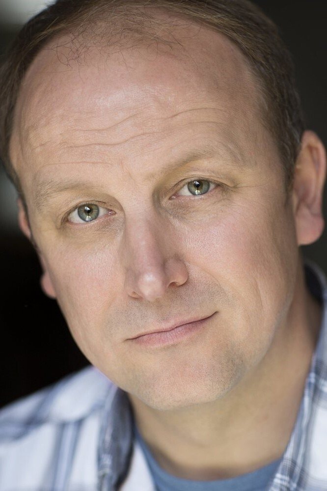 et billede af Darren Strange