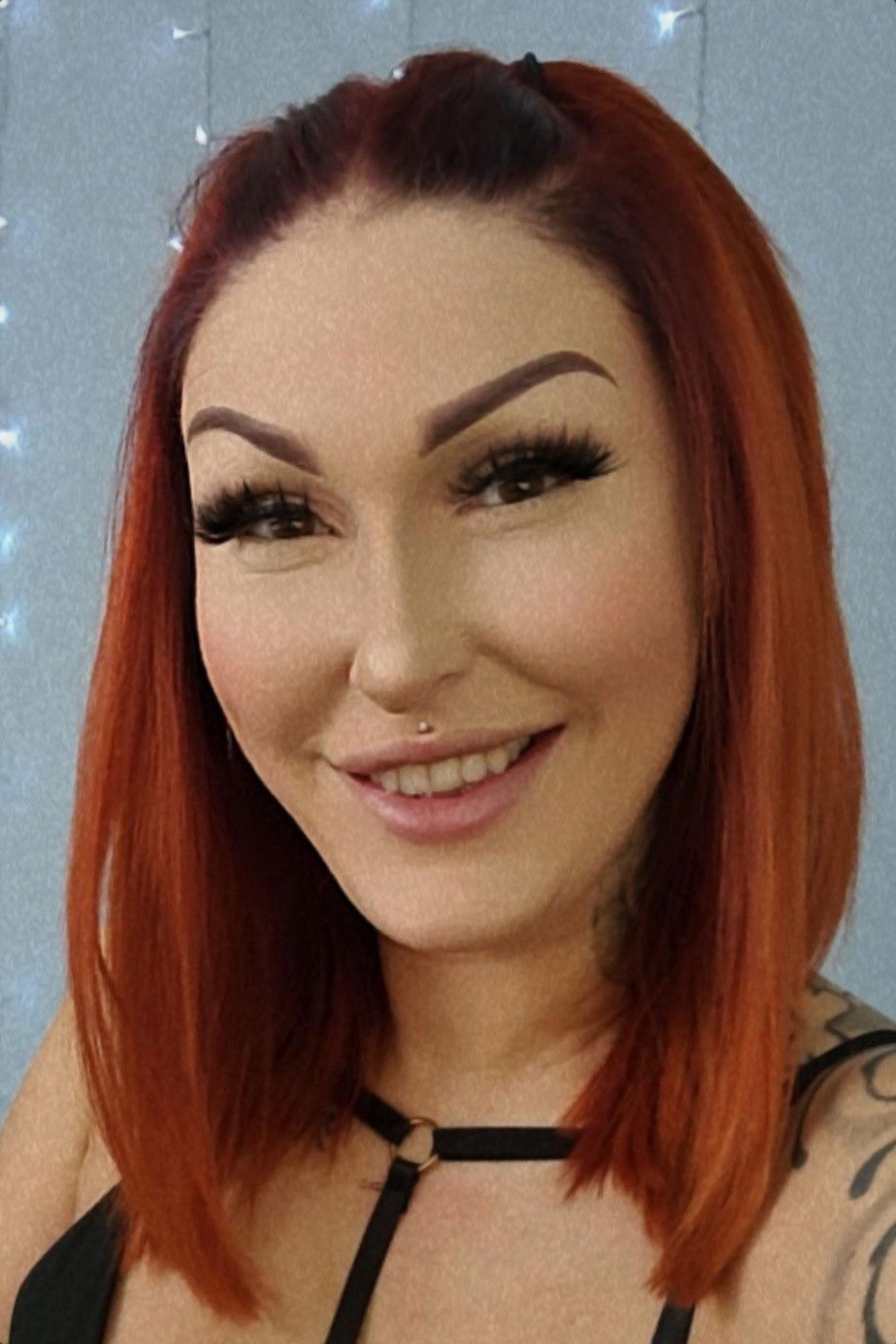 et billede af Mira Grey