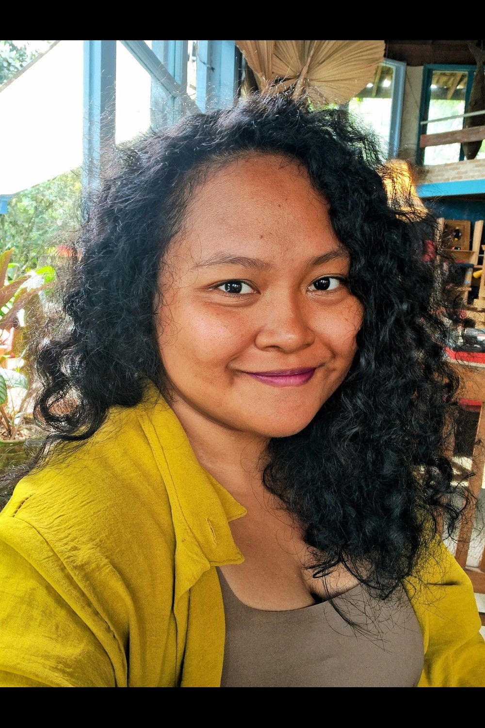 et billede af Gladhys Elliona