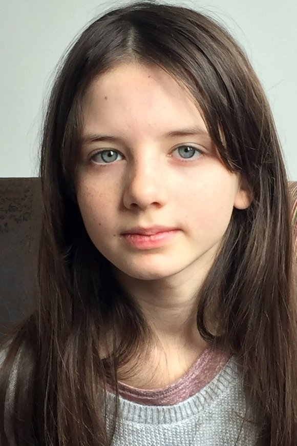 et billede af Lilly Rose Debos