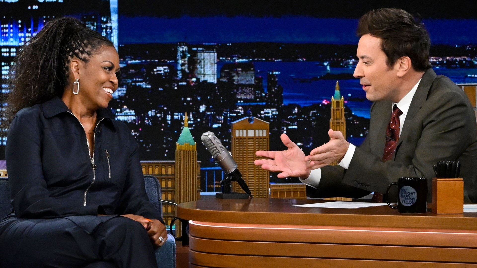 The Tonight Show Starring Jimmy Fallon - Season 10 Episode 124 : Michelle Obama, Kelvin Harrison Jr., Sampa the Great ft. Ang&eacute;lique Kidjo
