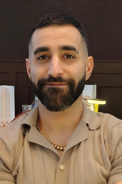 et billede af Alex Cina