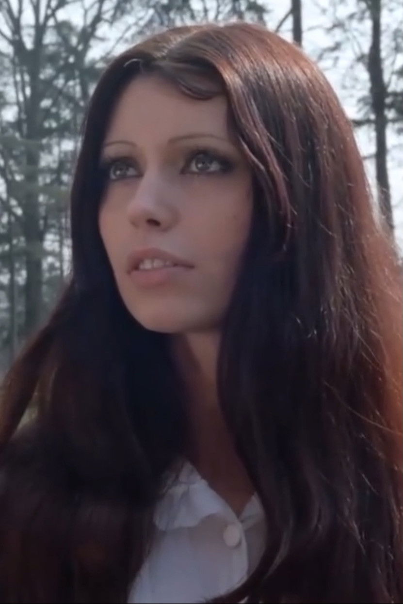 et billede af Claudia Coste