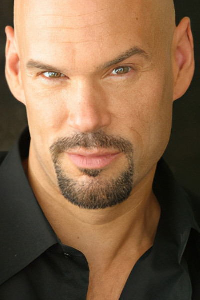 et billede af Todd Sandomirsky