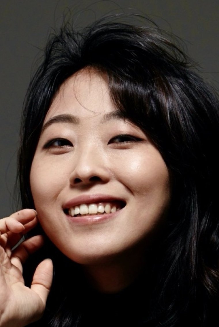 et billede af Jeon Ah-hee