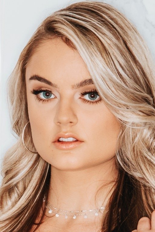 et billede af Lexie Fux