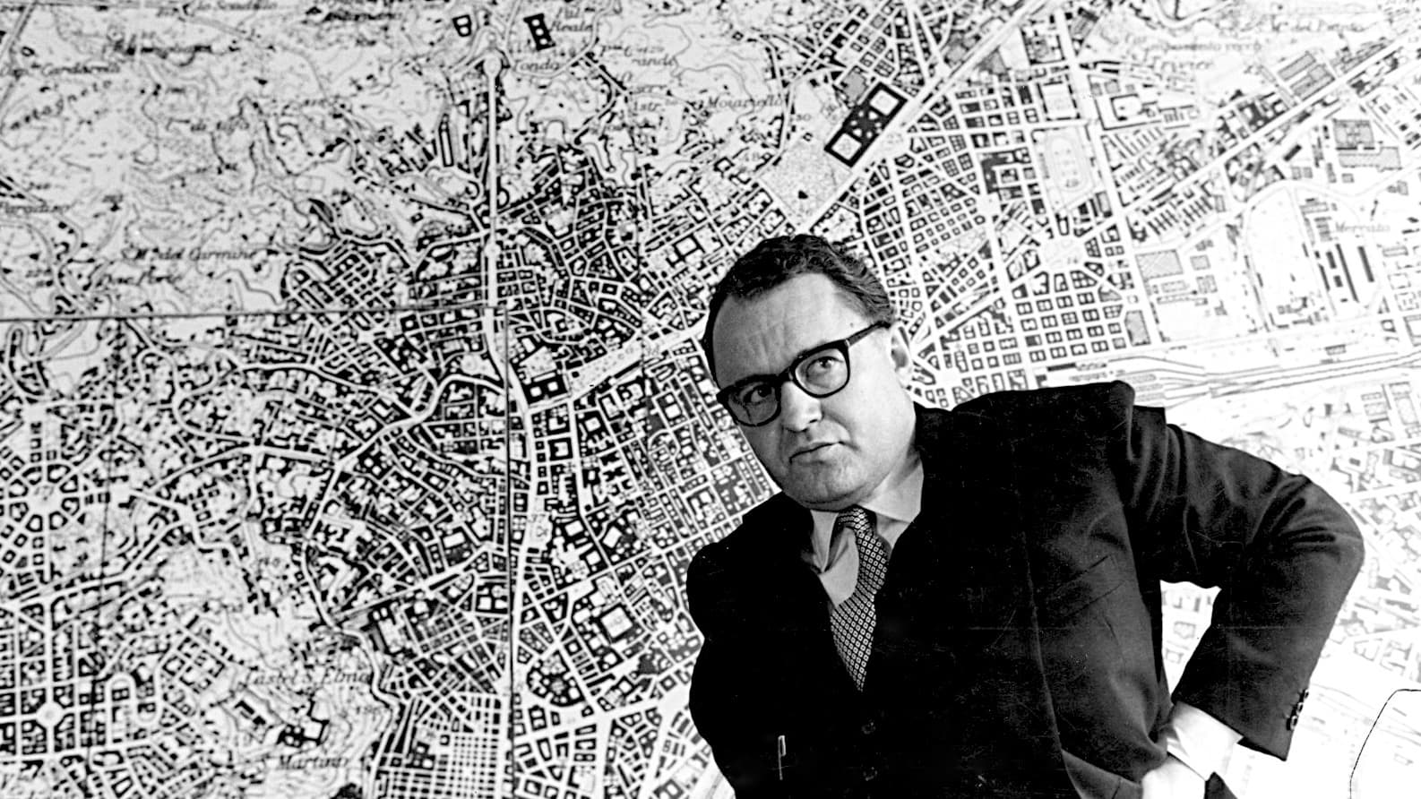 Le mani sulla città (1963)