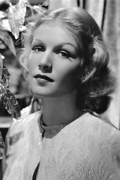 et billede af Julie Haydon