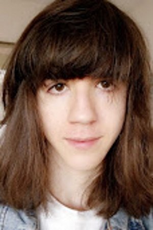 Katy Hanson | Writer