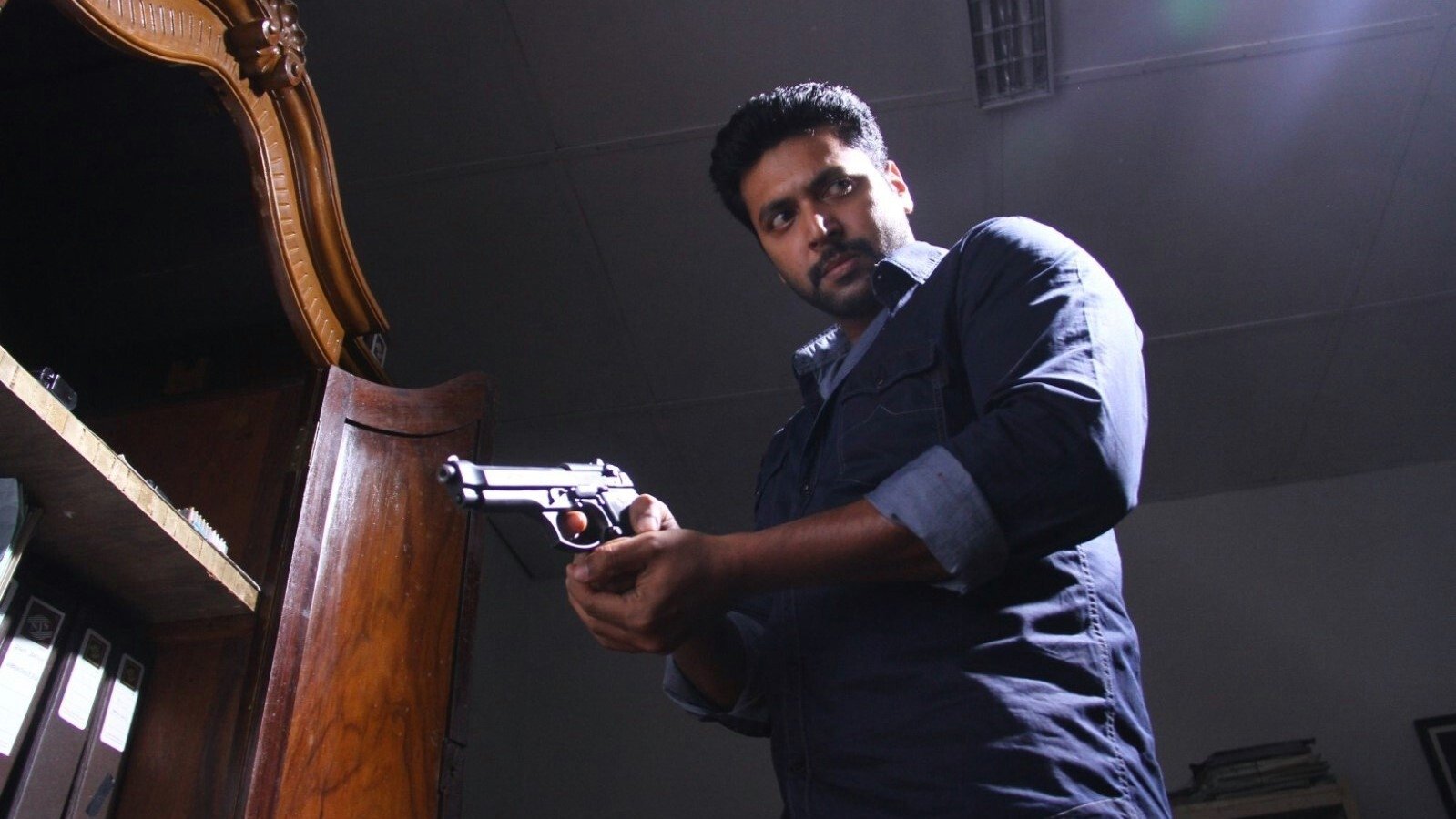 Miruthan (2016)