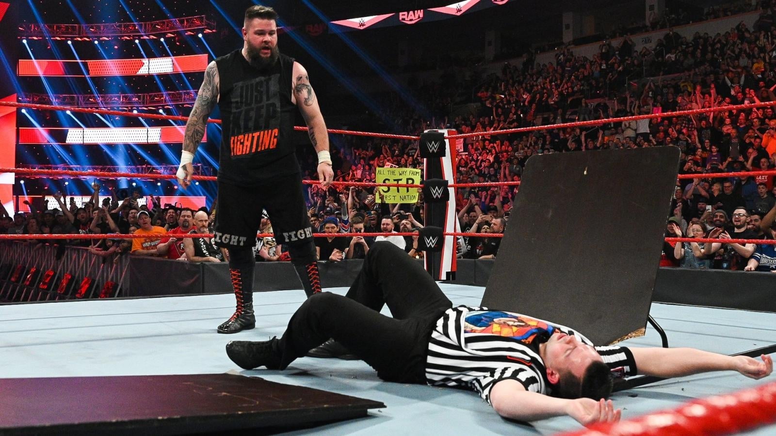 WWE Raw Staffel 28 :Folge 8 