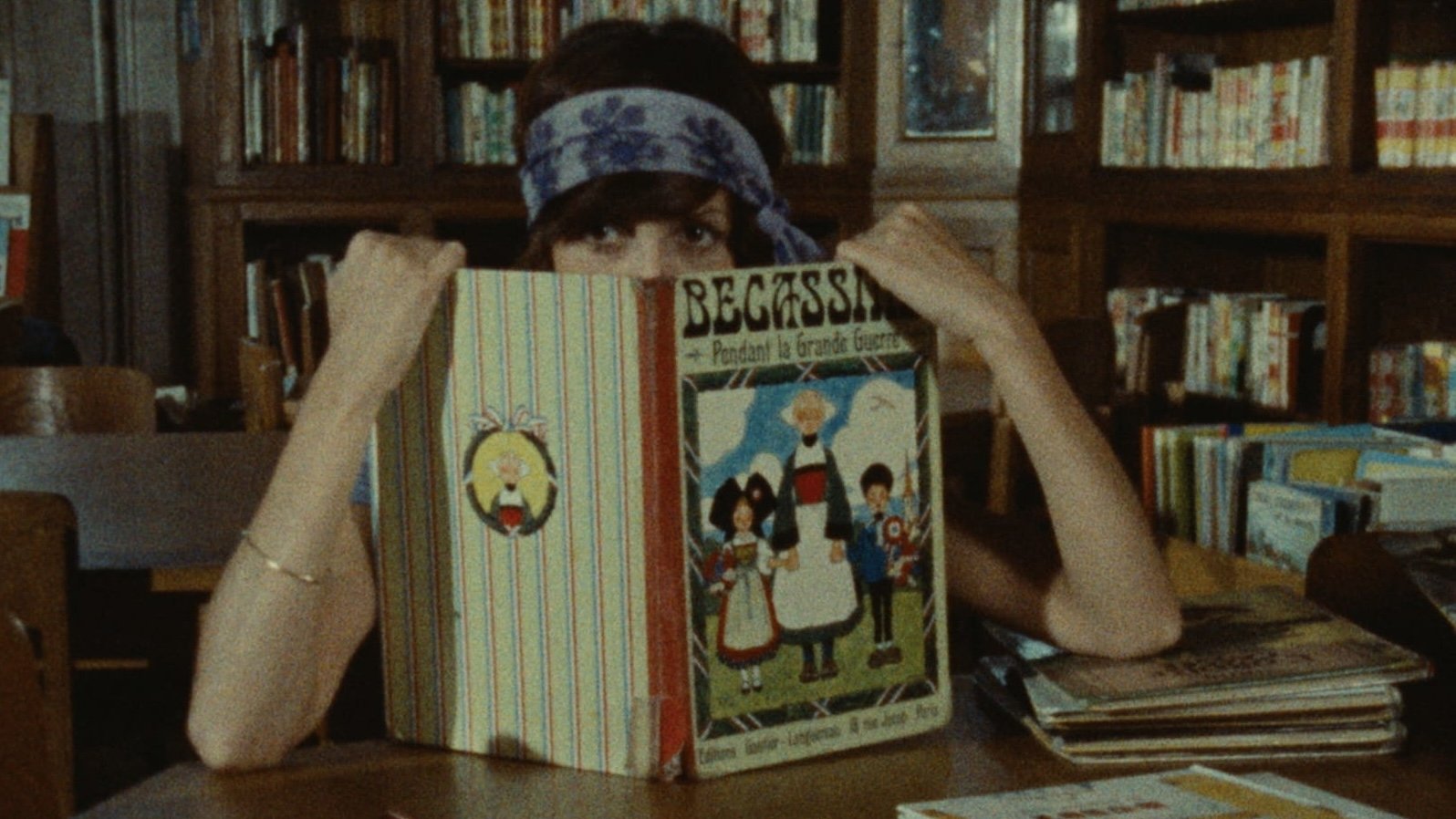 Céline and Julie Go Boating