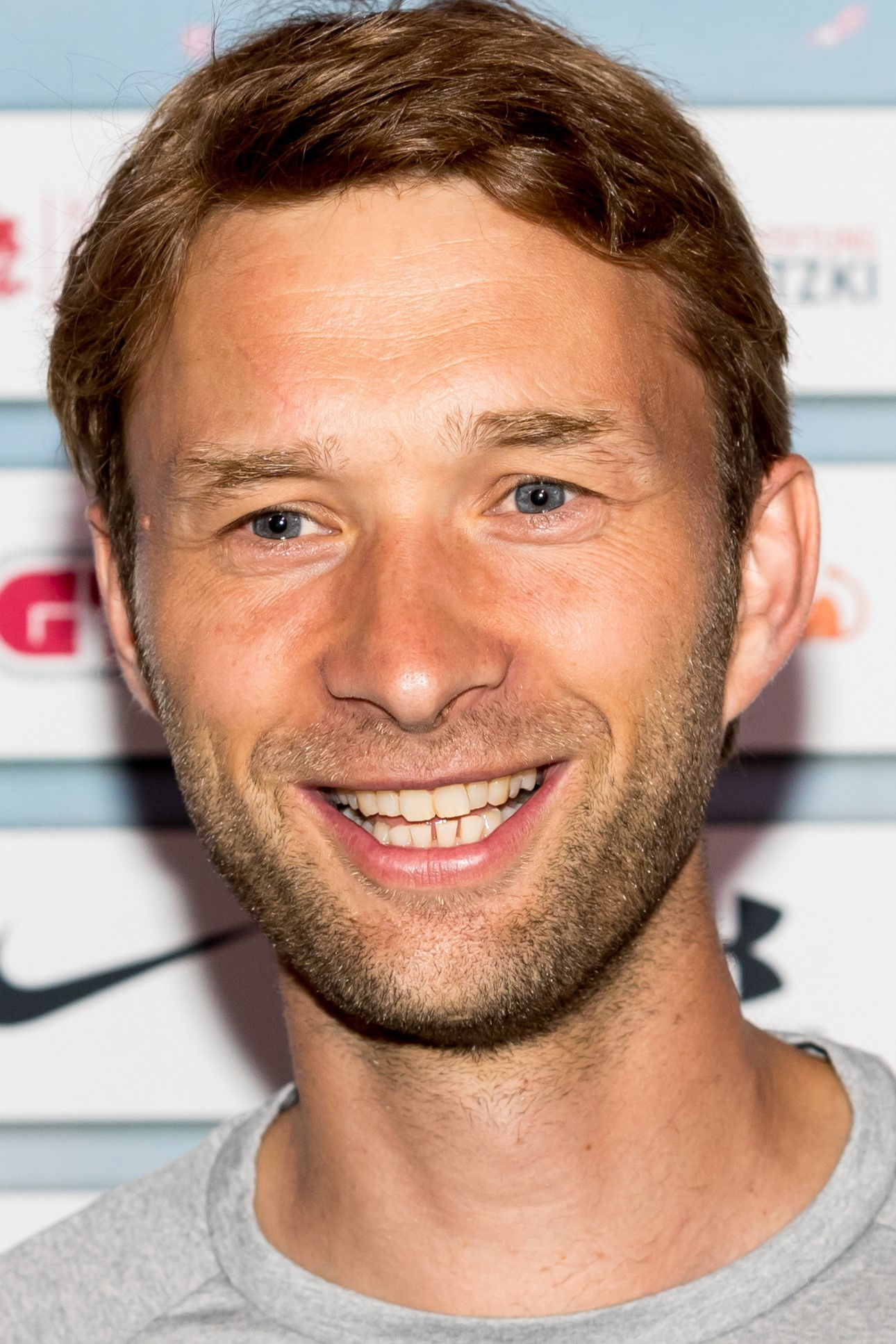 et billede af Simon Rolfes