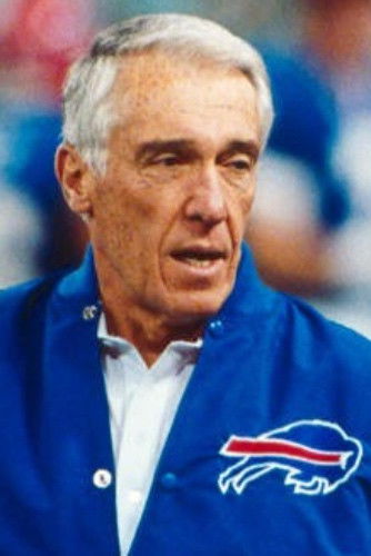 et billede af Marv Levy
