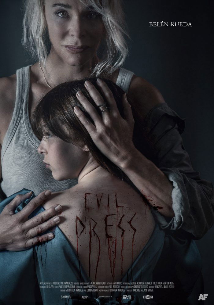 Plakat, der markedsfører Evil Dress