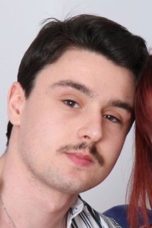 et billede af John Luna