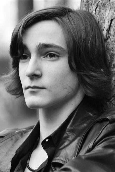 Max Renaudin's picture in the cast