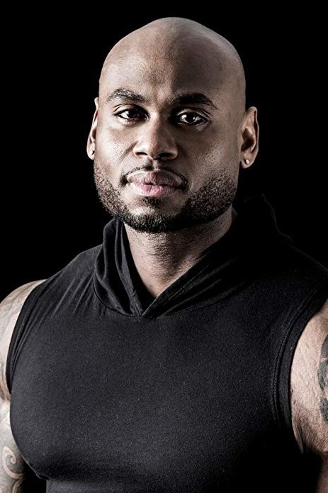 et billede af Corey Calliet