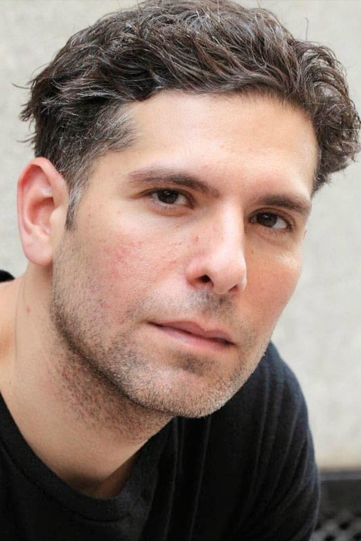 et billede af Dory Manzour