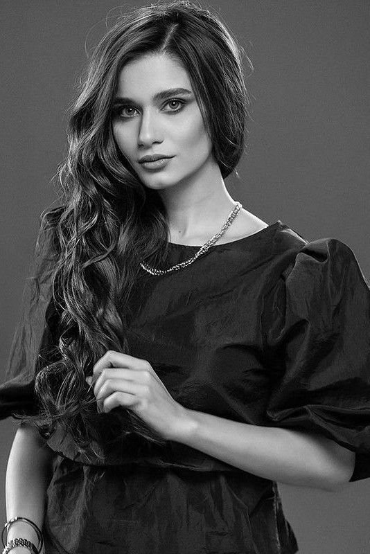 et billede af Lobna Ezzat