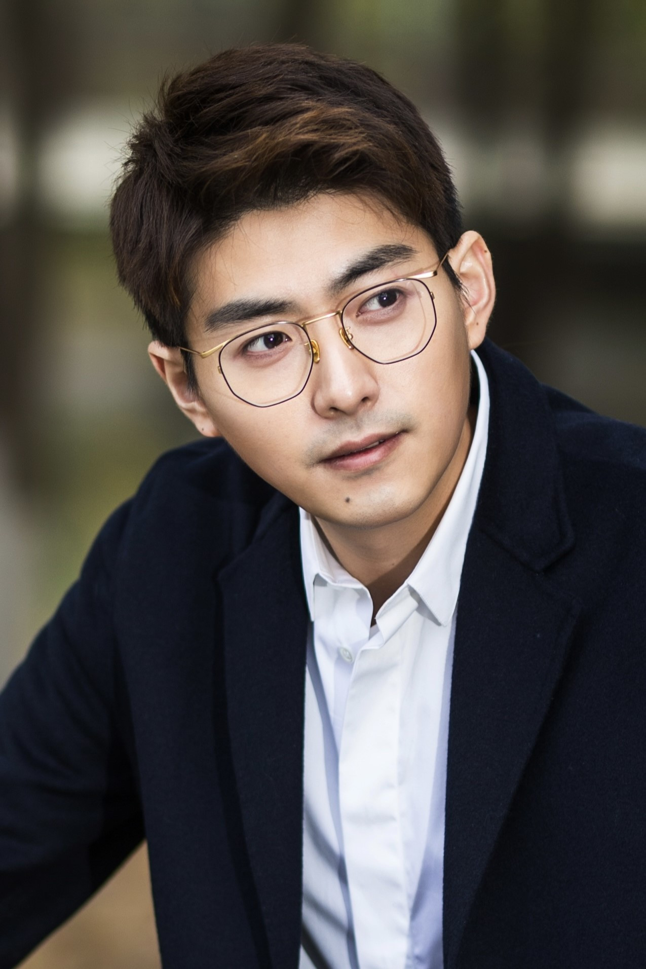 et billede af Cui Hang