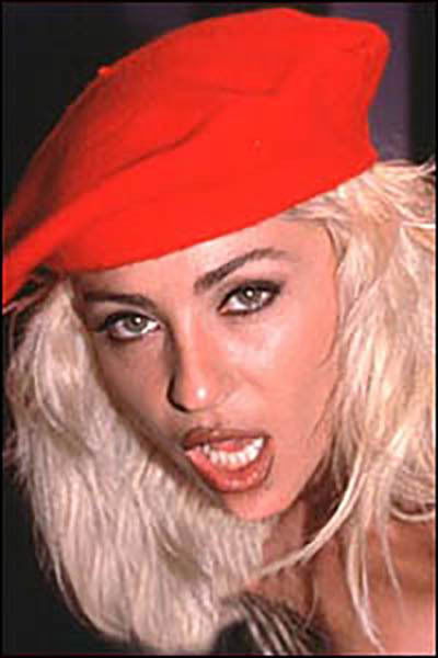 et billede af Emily Jewel