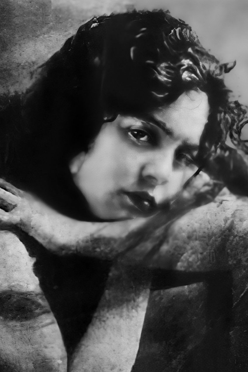 et billede af Helen Leslie