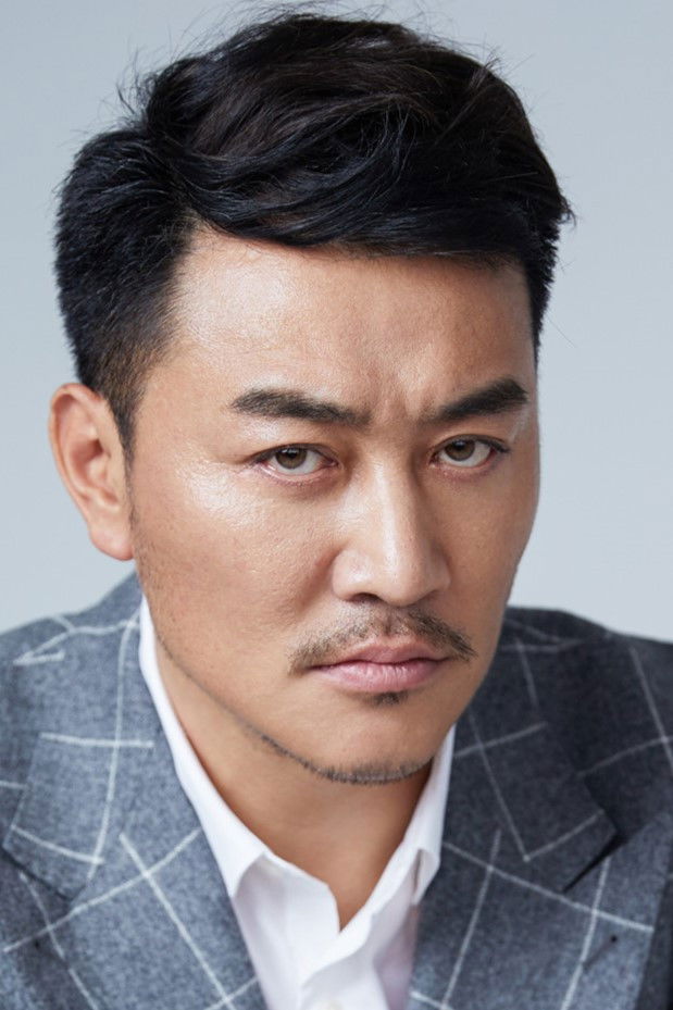 et billede af Dong Yanlin