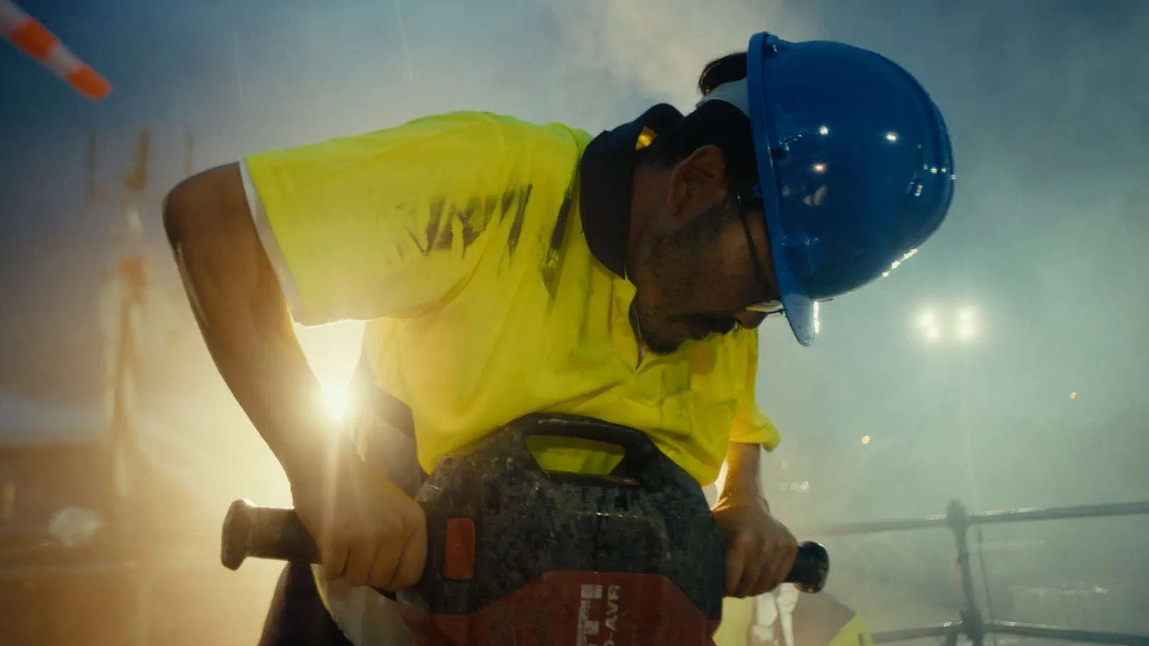 Teatres de campanya_Interferència 01: Promeses i accidents