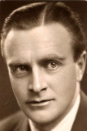 et billede af Maurice Colbourne