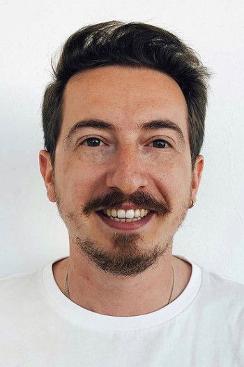 et billede af Ceyhun Yağmurlar