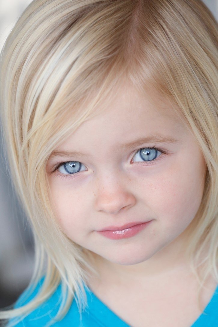 et billede af Mia Allan