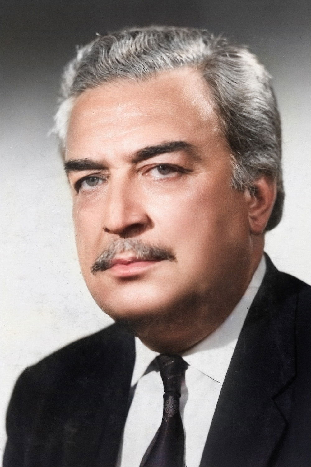 et billede af Asım Nipton