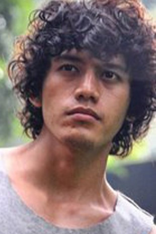 et billede af Rozie Mahally