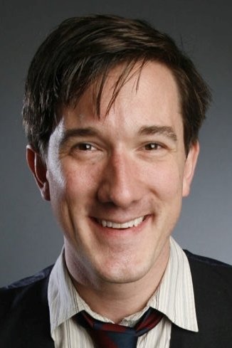 et billede af Carson Elrod