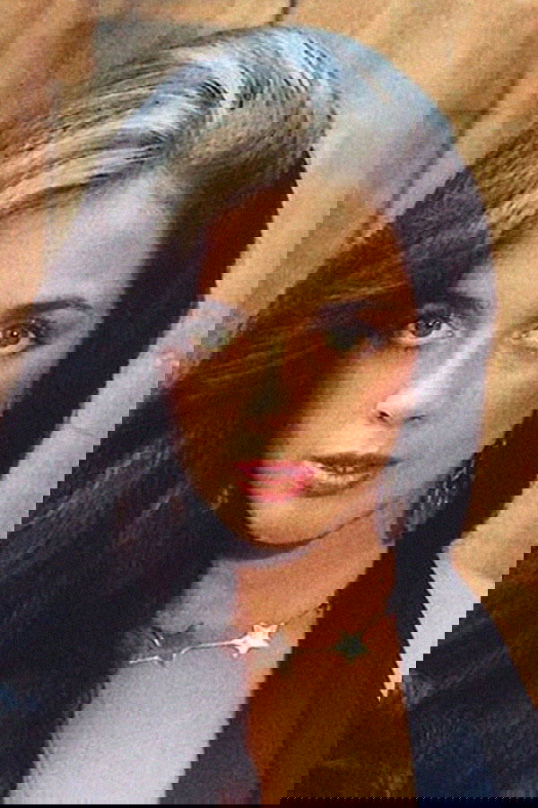 Raven De La Croix