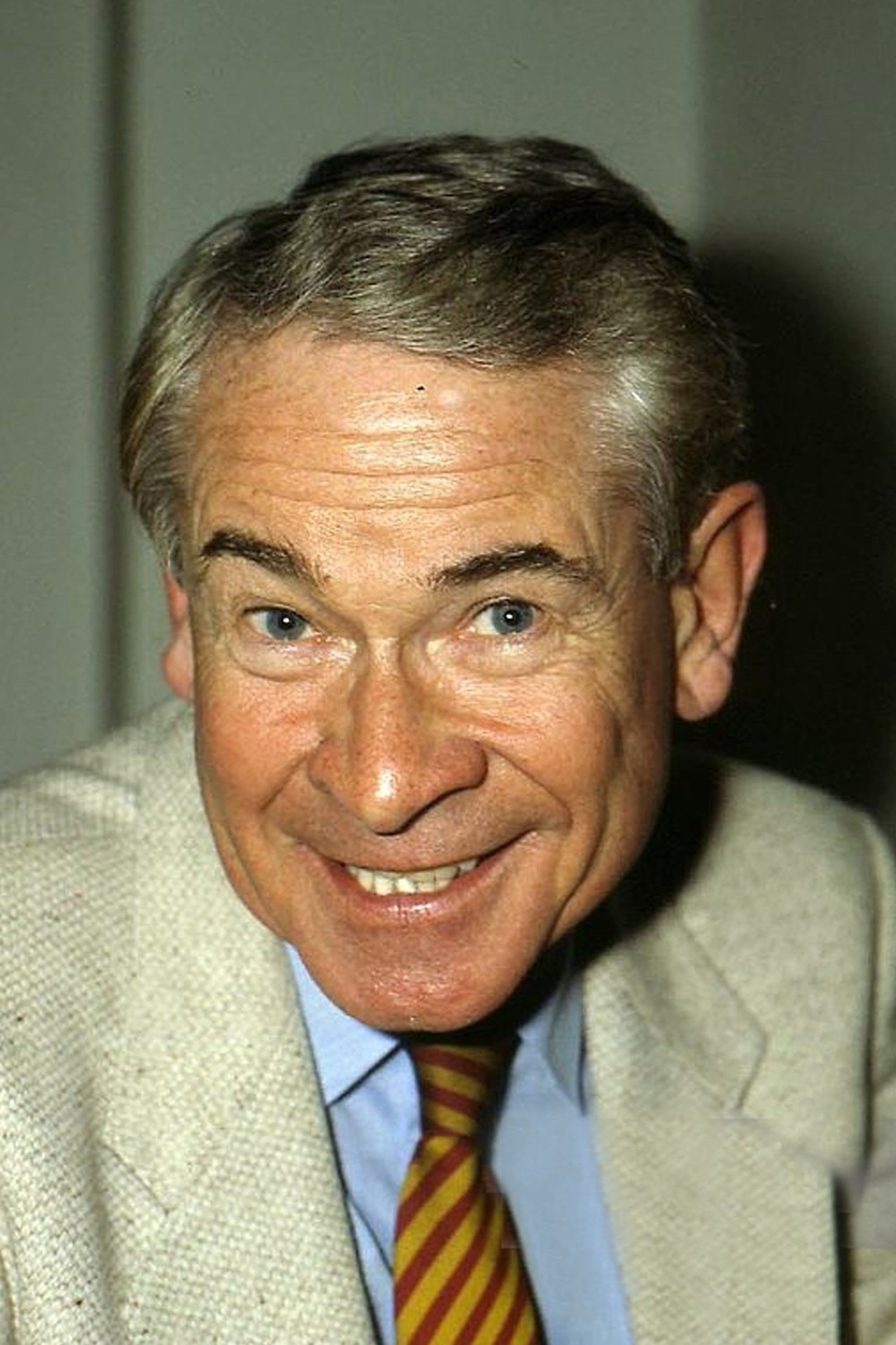 et billede af Stanley Baxter