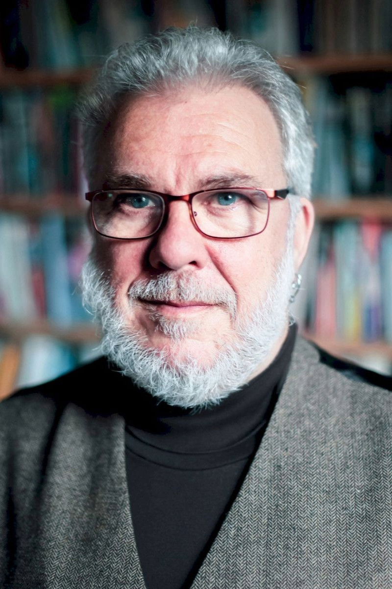 et billede af Robin Guthrie